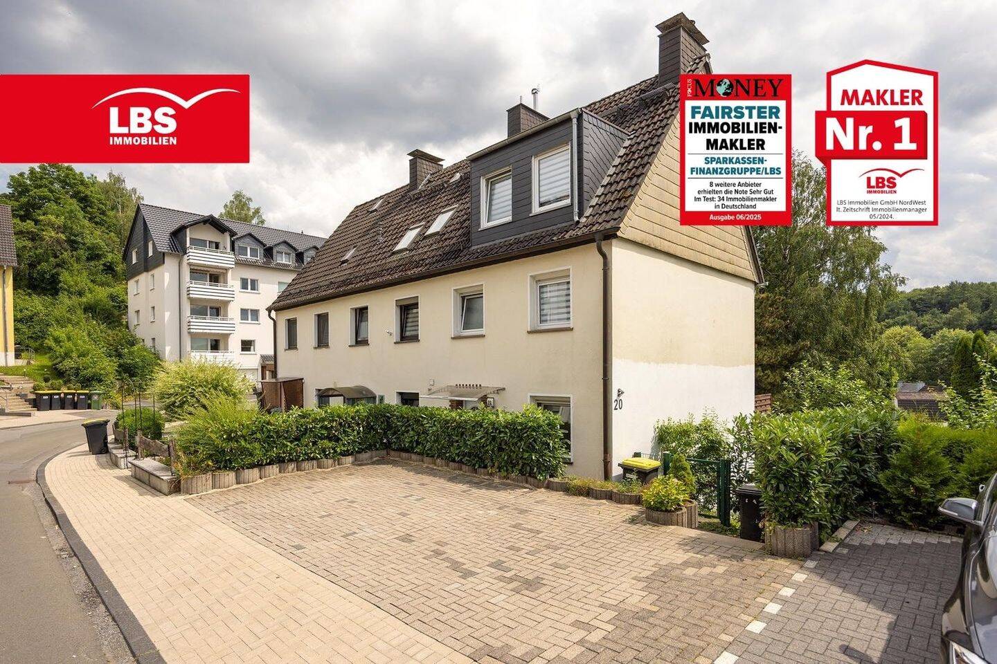 Reihenendhaus in zentraler und ruhiger Lage mit 3 Kfz-Stellplätzen, 58511 Lüdenscheid