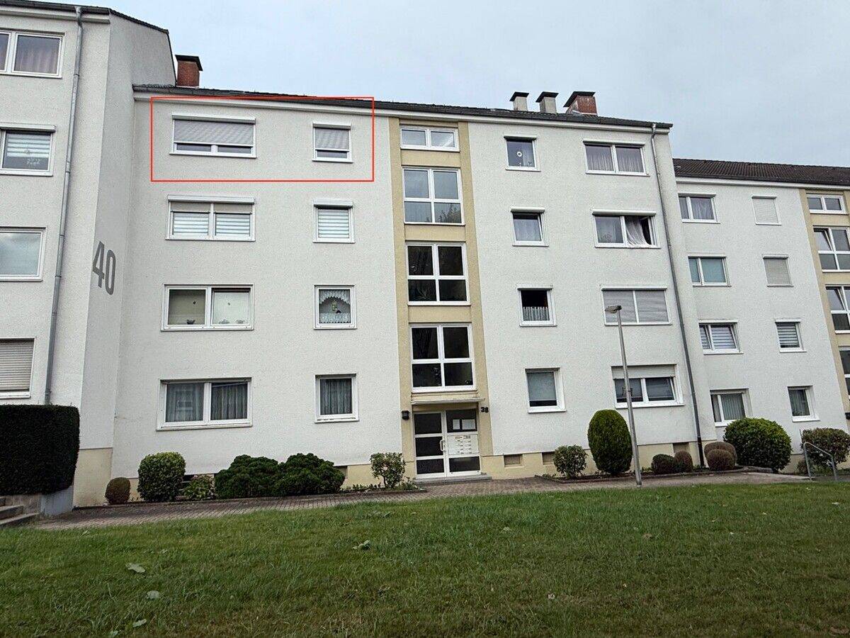 Provisionsfrei! 73 m² kernsanierte 3-Zimmer-Traumwohnung, Balkon, Küche, möbliert, Stellplatz in Vellmar-West, 34246 Vellmar (Hof Mondschirm)
