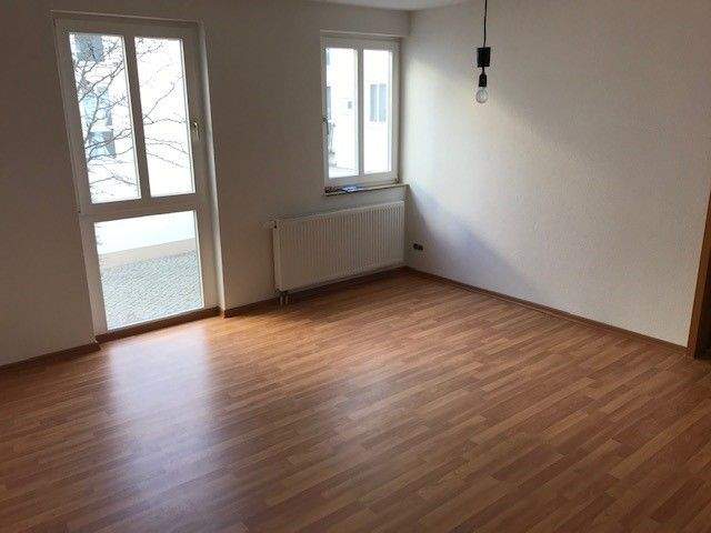 Ruhige 1-Zimmer-Wohnung in zentraler Innenstadt-Lage!, 6667 Weißenfels