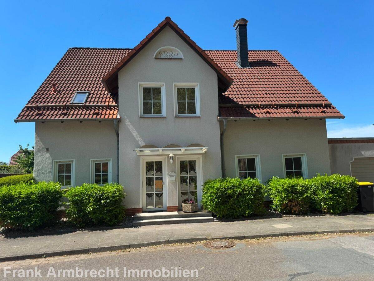 Einfamilienhaus in Seesen zu verkaufen., 38723 Seesen