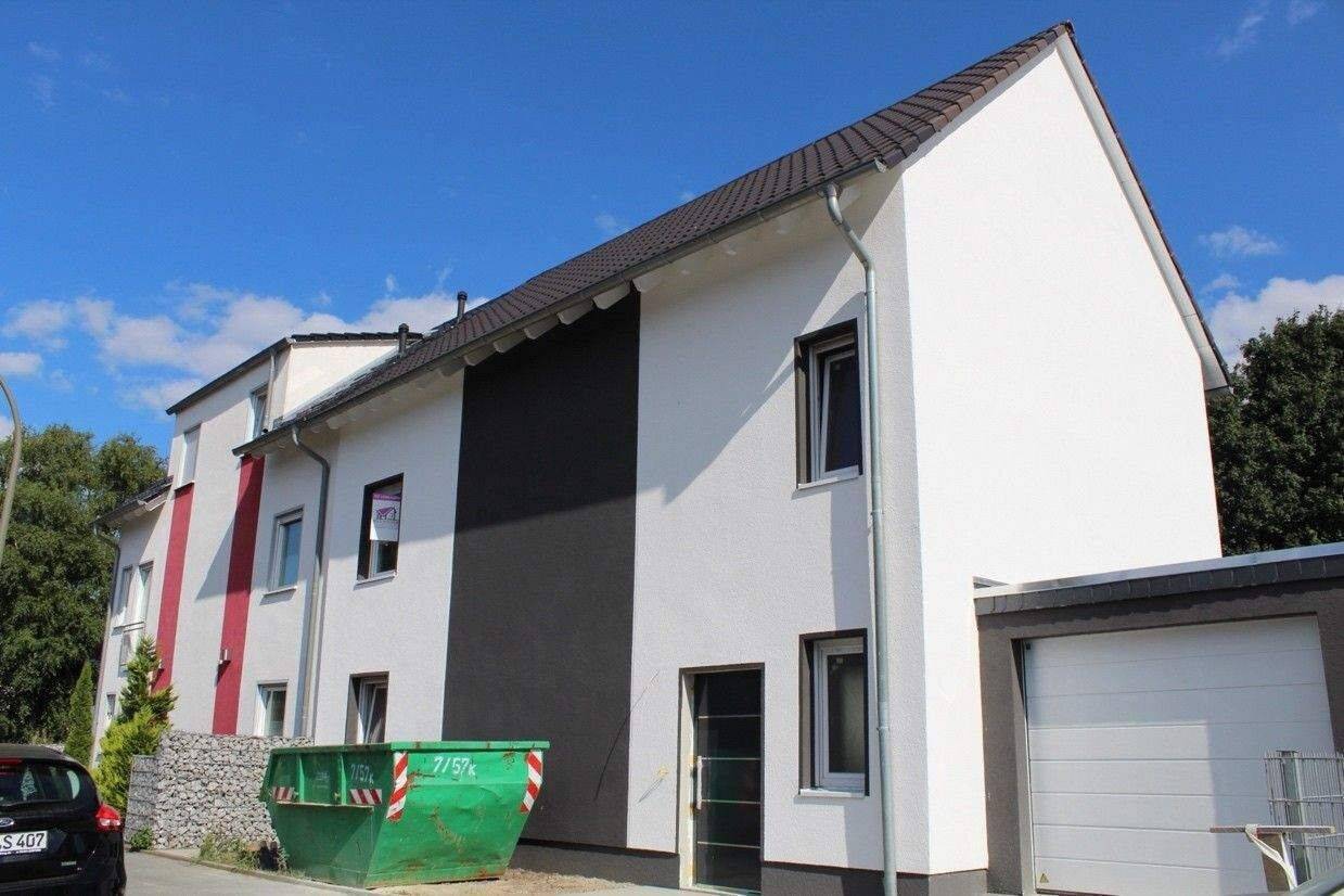 EXKLUSIVE NEUBAU-DOPPELHAUSHÄLFTE MIT TERRASSE UND GARTEN IN DORTMUND-MARTEN, 44379 Dortmund