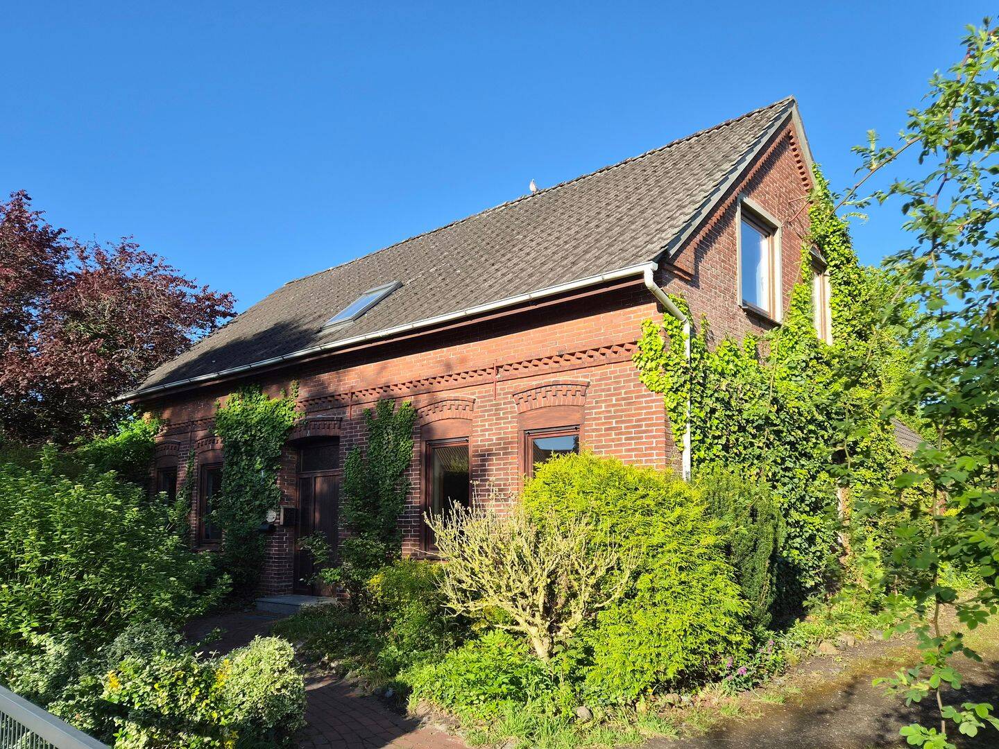 Einfamilienhaus auf großem Grundstück in Neuenkirchen/ Schwanewede, 28790 Schwanewede