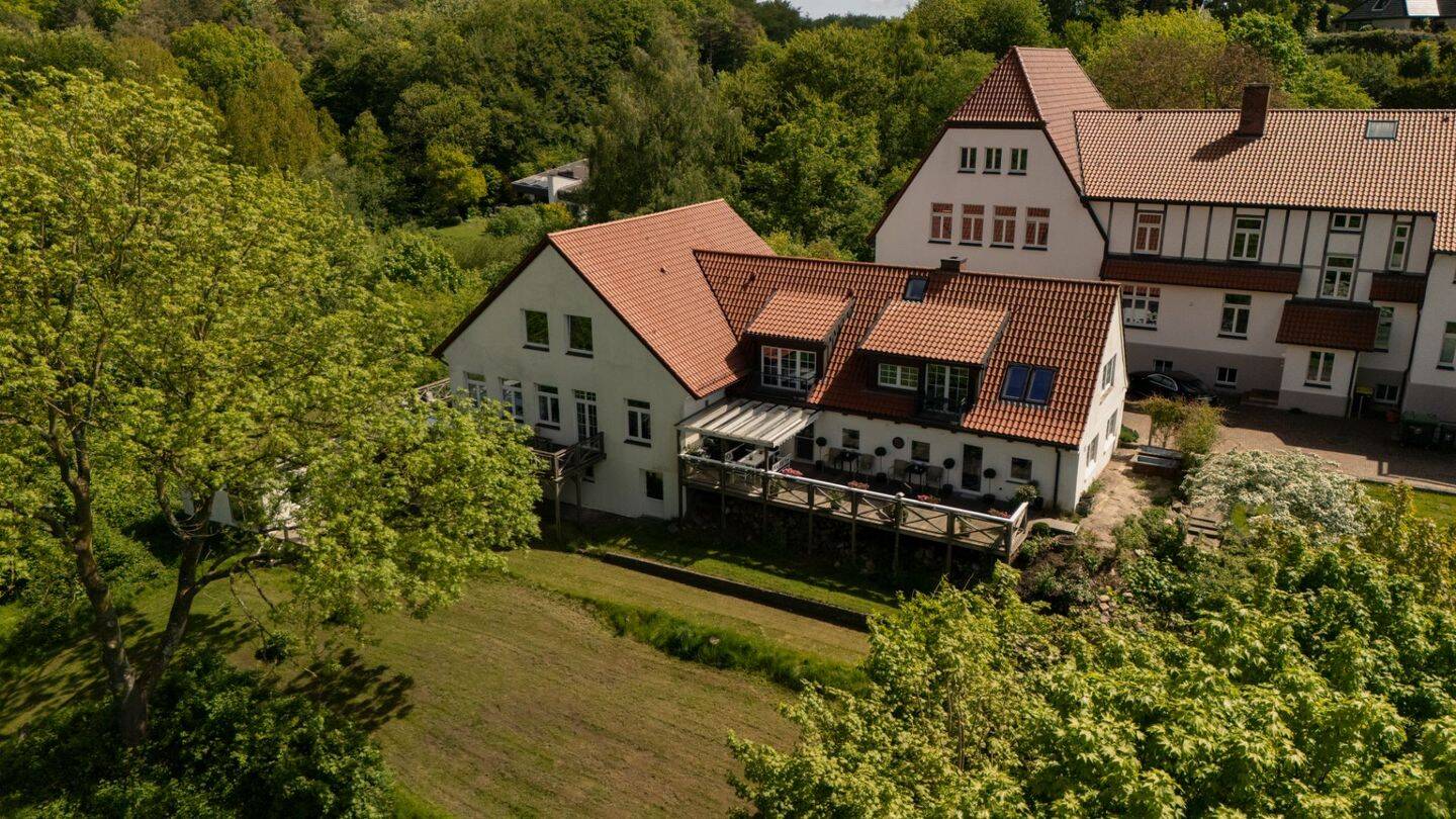 Exklusives Anwesen am Friedewald – Historisches Ensemble mit luxuriösem Wohn- und Vermietungskonzept, 24960 Glücksburg (Ostsee)