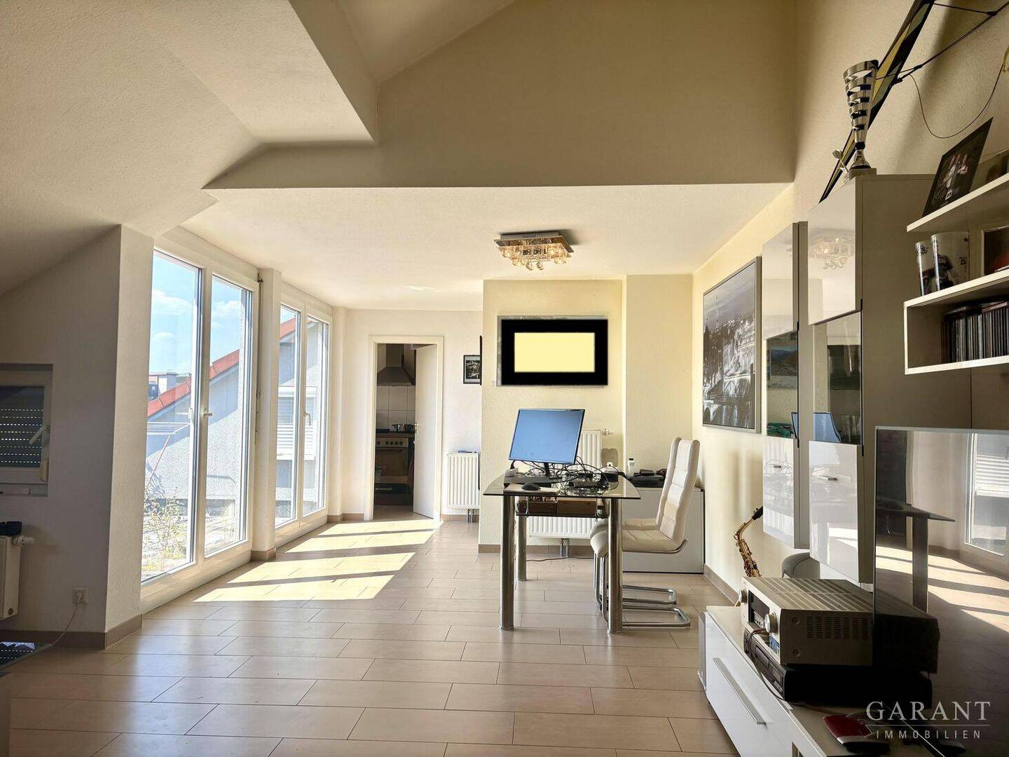 Stilvolles Penthouse mit sonniger Terrasse im Herzen von Sindelfingen, 71063 Sindelfingen