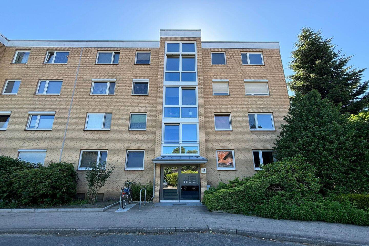 Modernisierte 3-Zi. Wohnung mit Balkon, 24558 Henstedt-Ulzburg