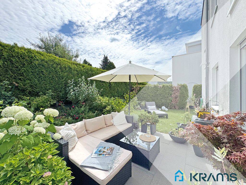 Urlaubsflair im eigenen Garten – neuwertige 3-Zimmer-Wohnung in Gomaringen!, 72810 Gomaringen