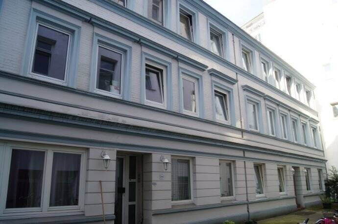 Ruhig gelegene kleine Altbauwohnung im Hinterhof, 20359 Hamburg (Altona Altona-Altstadt Neustadt Sankt Pauli Sternschanze)