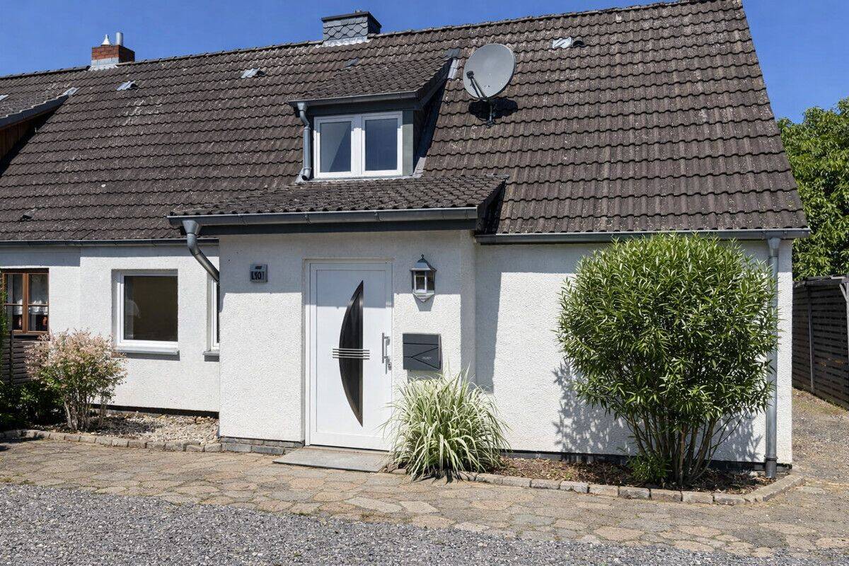 Doppelhaushälfte mit großem Garten, 23626 Ratekau