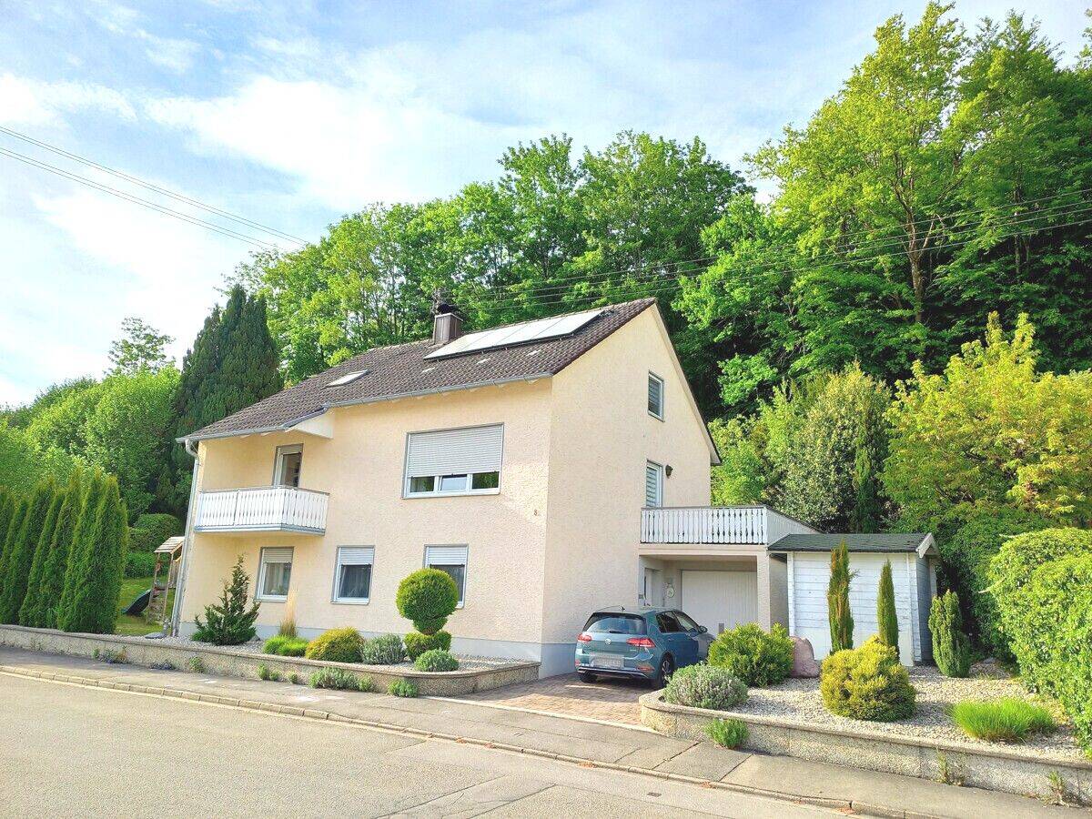 ***Attraktives Einfamilienhaus in ruhiger Wohnlage von Krumbach***, 86381 Krumbach (Schwaben)