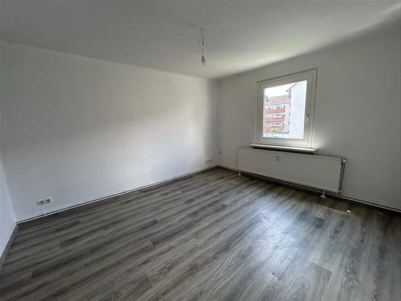 Renovierte 2 Zimmer Wohnung in zentraler Lage von Bremerhaven, 27570 Bremerhaven (Geestemünde)