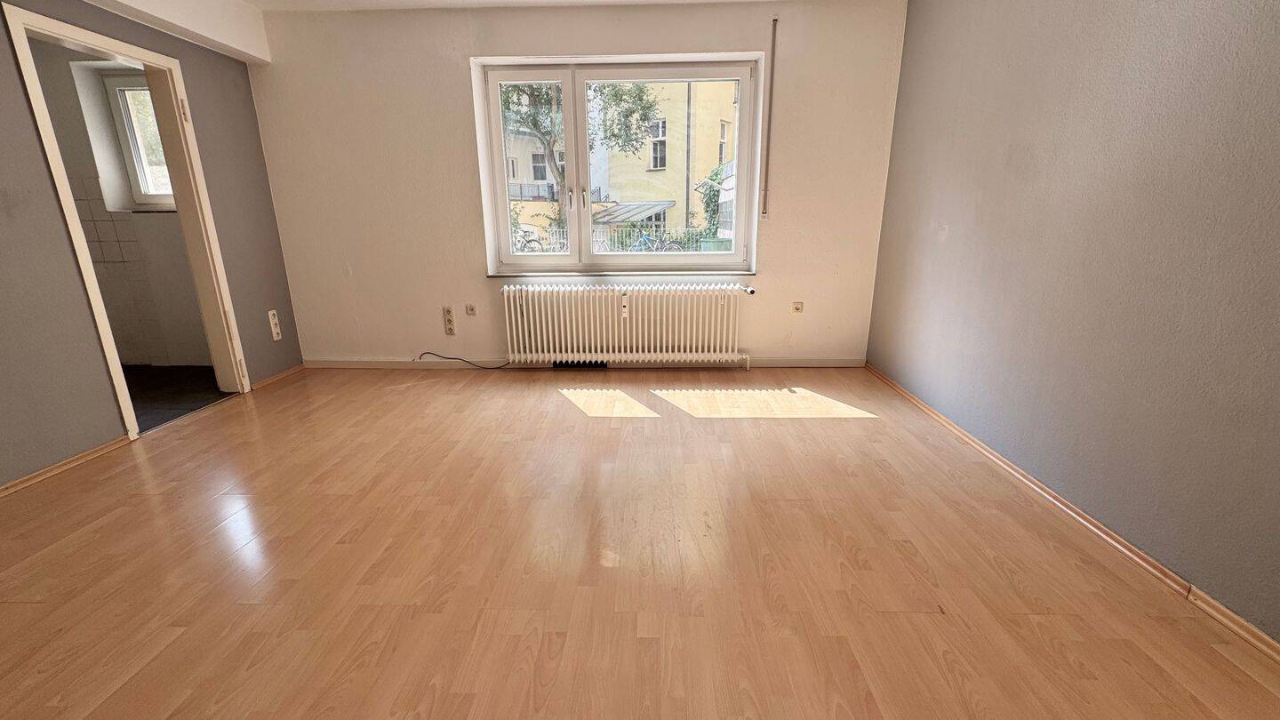 Nähe Wöhrderwiese/FH u. Rathenauplatz! 3-ZW, 76 m², Laminat, EBK gegen Ablöse, 90489 Nürnberg (Gärten bei Wöhrd Rennweg Veilhof Wöhrd)