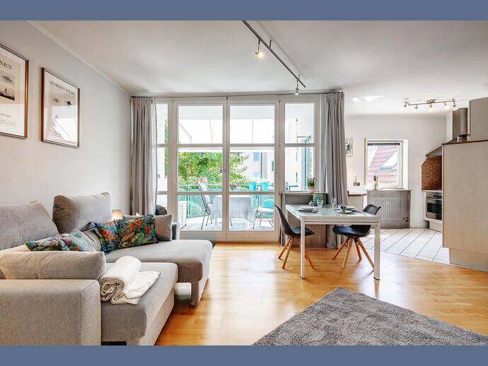 Möbliert: Dachgeschosswohnung in der Maxvorstadt, 80333 München (Altstadt-Lehel Maxvorstadt)