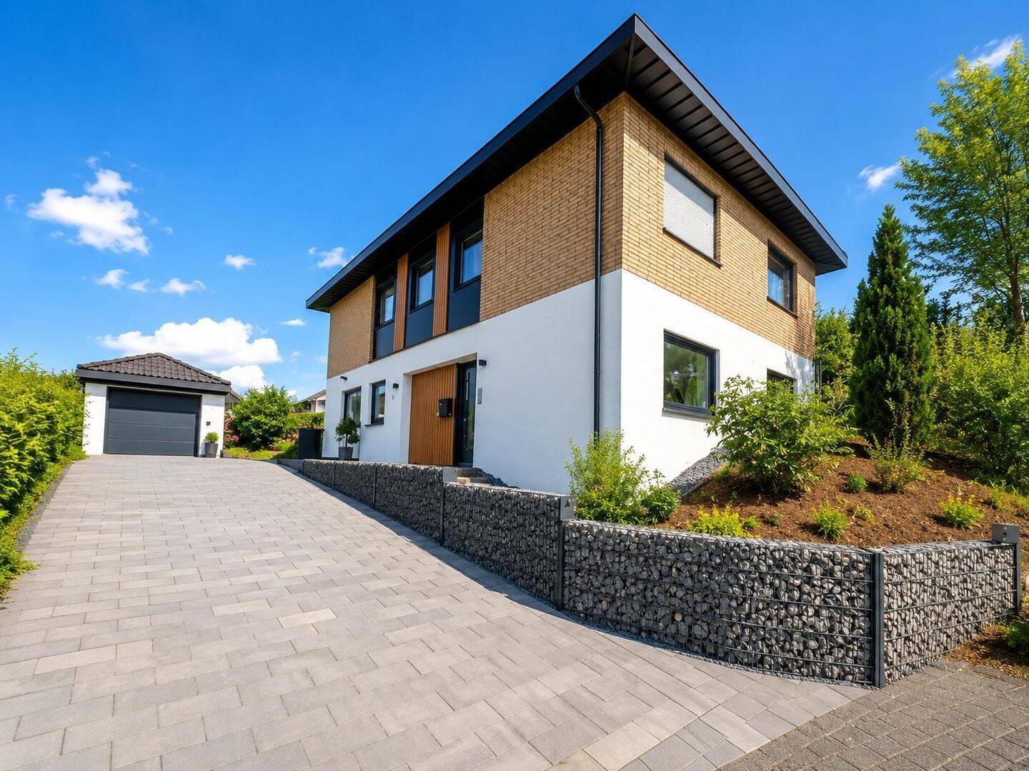 Modernes Einfamilienhaus mit Wintergarten, Sauna und hochwertigem Inventar in Daun-Boverath!, 54550 Daun