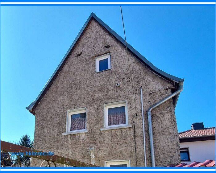 Ehemaliger Bauernhof mit Wohnhaus und Scheune in der Kaiserpfalz OT Bucha, 6642 Kaiserpfalz