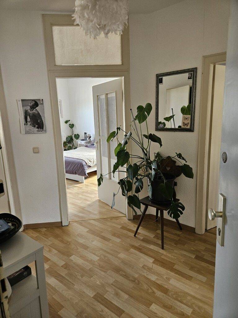 Charmante Altbauwohnung mit Balkon in bester Lage am Bahnhofsplatz in Trier – verfügbar ab 01.09.2026, 54292 Trier (Eitelsbach Ruwer Trier-Nord)