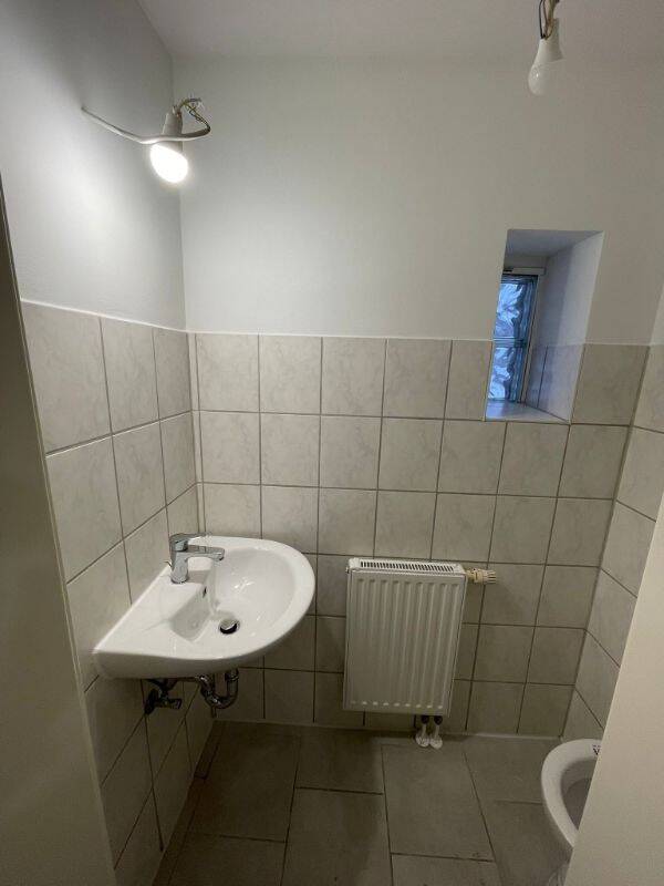 image-72306640