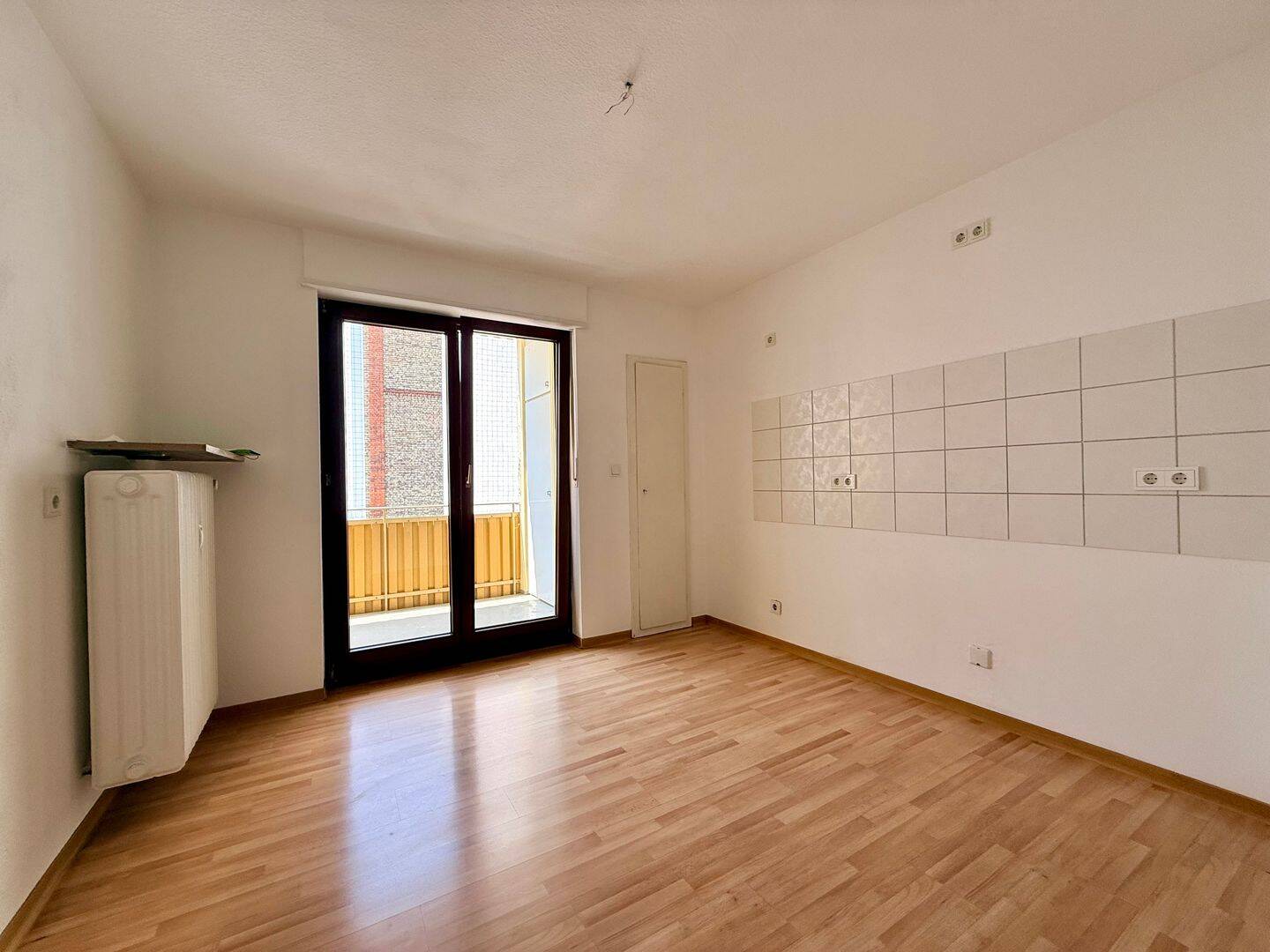 Schwetzinger Vorstadt – gepflegte 1 ZKD/Balkon-Wohnung, 68165 Mannheim (Fahrlach Oststadt Schwetzingerstadt)
