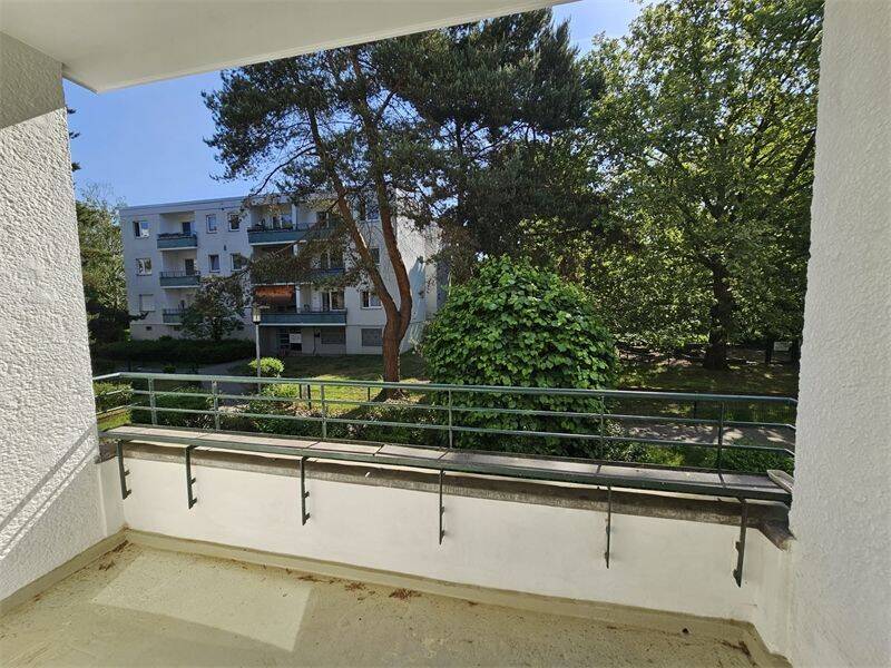 Tegel-Reinickendorf: Sofort freie, modernisierte Wohnung mit Frühstücksbalkon und Gartenblick, 13403 Berlin (Reinickendorf Kolonie Erholung Kolonie Gartenfreunde Tegel Wittenau)