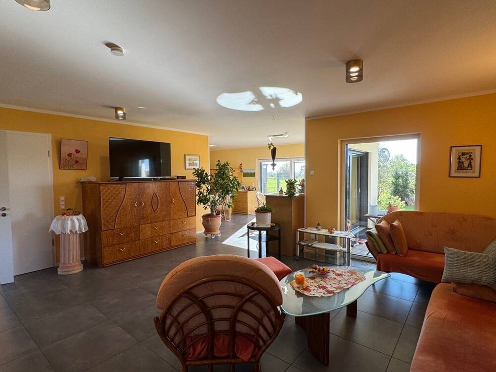 Stilvolles Zuhause auf einer Ebene: Moderner Bungalow mit Garage und gehobener Ausstattung, 4158 Leipzig (Güterverkehrszentrum Lindenthal Lützschena-Stahmeln Wiederitzsch)