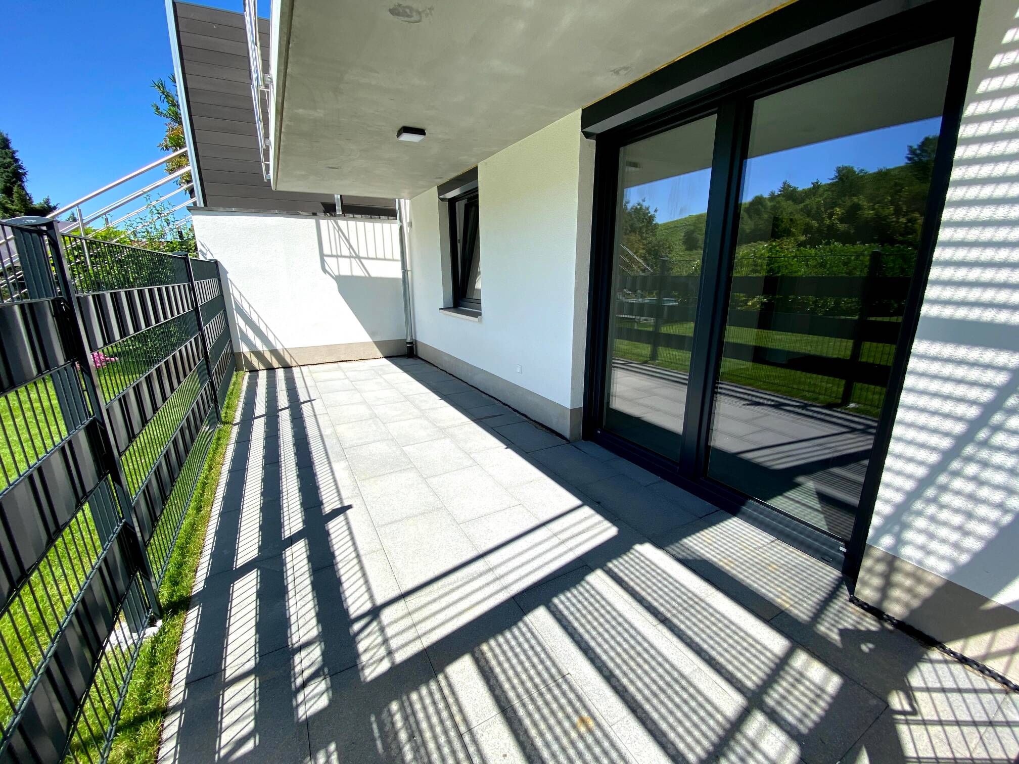 2-Raum-Wohnung inkl. Einbauküche, Wannenbad und Balkon zu vermieten, 79292 Pfaffenweiler