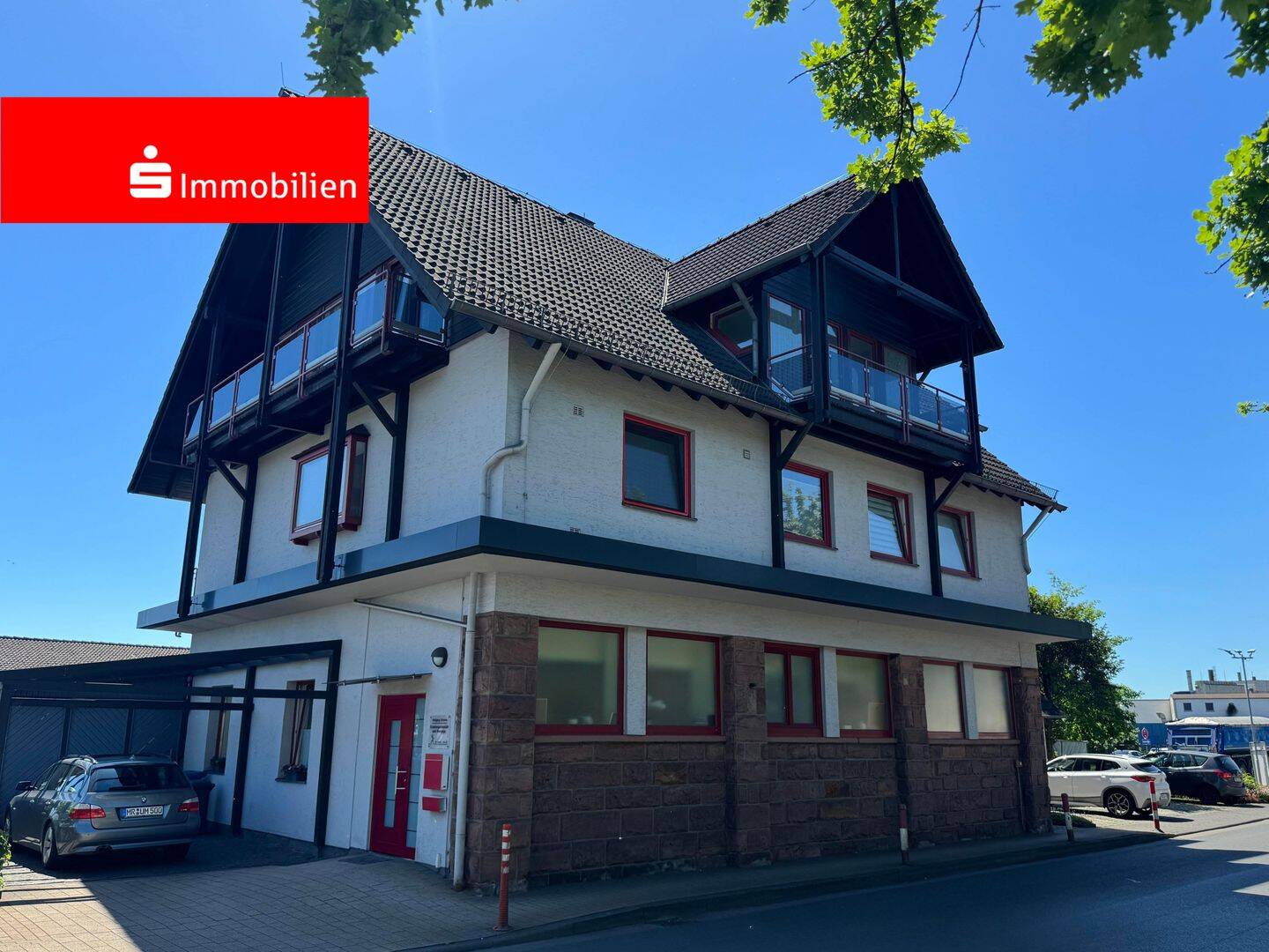 Attraktives Mehrfamilienhaus mit Praxis in Zentraler Lage von Stadtallendorf, 35260 Stadtallendorf