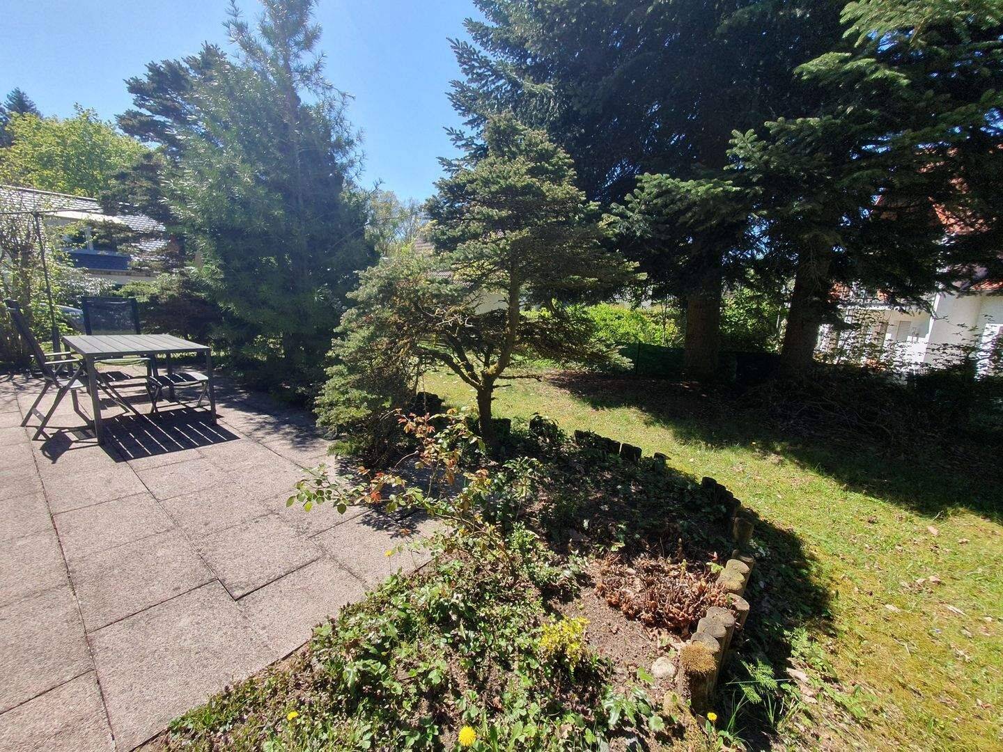Einzigartige Lage für Pferde-Naturliebhaber und Individualisten! Gepflegtes, kleines Haus mit sonnigem Garten und/oder Baugrundstück sowie Extra-Weide, 90592 Schwarzenbruck