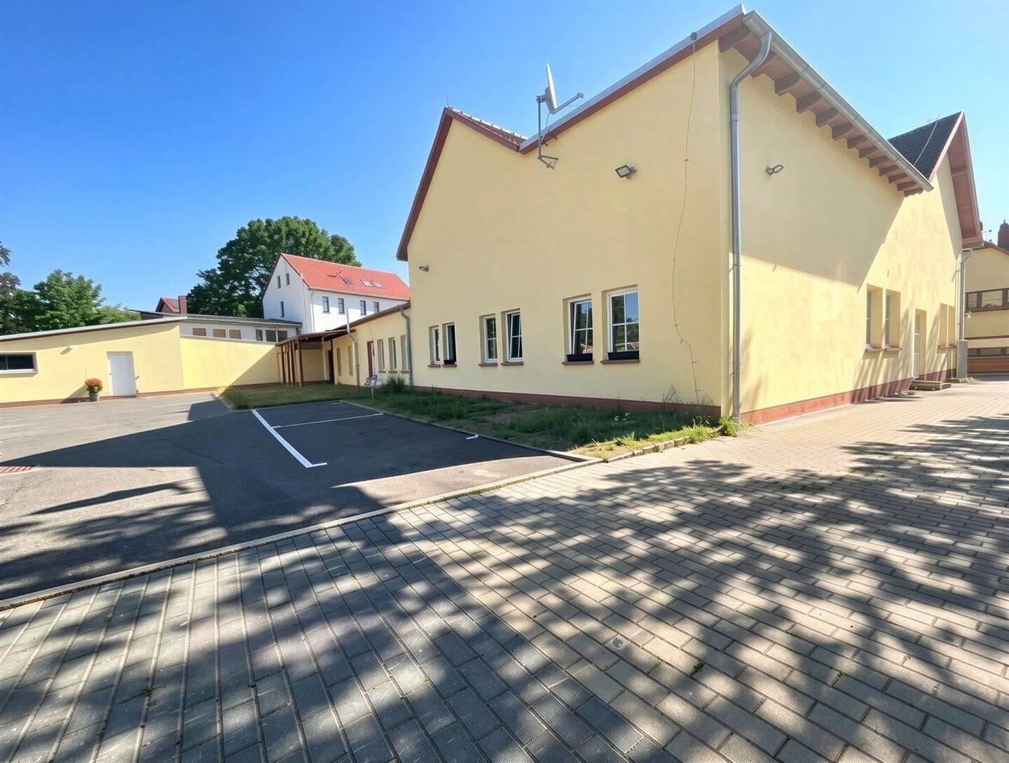 Helle 3-Raumwohnung im Hochparterre !!!, 99334 Amt Wachsenburg