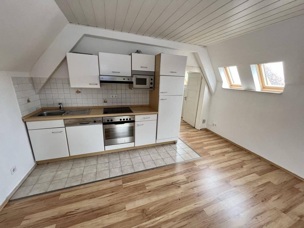 Pölzig! 2 Zimmer Wohnung mit Einbauküche und Charme!, 7554 Pölzig