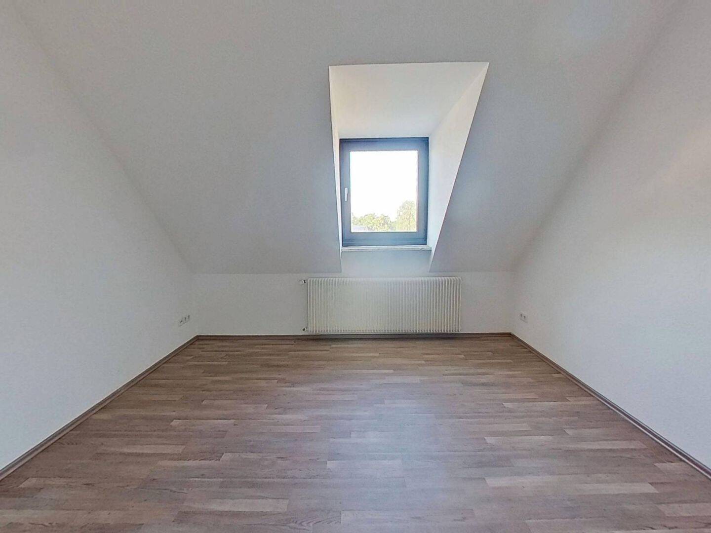 Schöne 2-Zimmer-Wohnung mit großer Küche und Wannenbad, 33607 Bielefeld (Innenstadt)