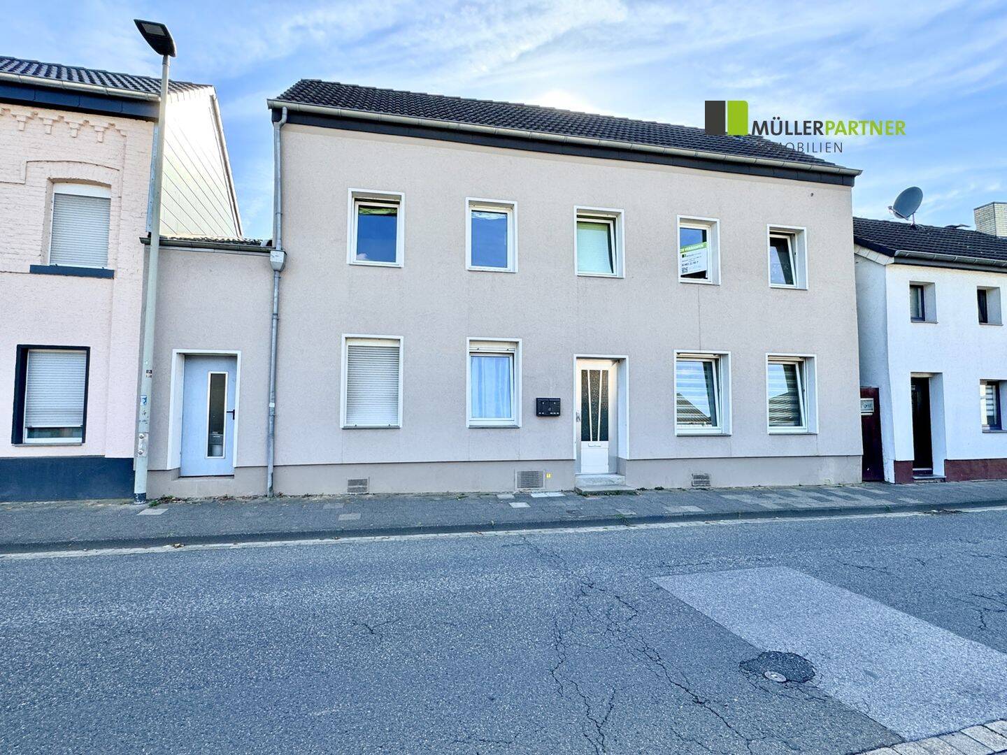 Zweifamilienhaus in zentraler Lage von Kohlscheid!, 52134 Herzogenrath