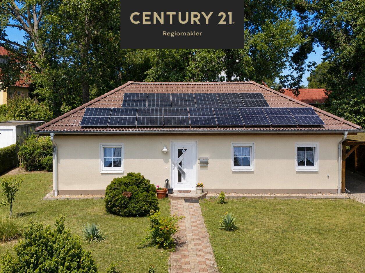 Komfortables Wohnen auf einer Ebene – Gepflegter Bungalow mit Photovoltaik, 6847 Dessau-Roßlau