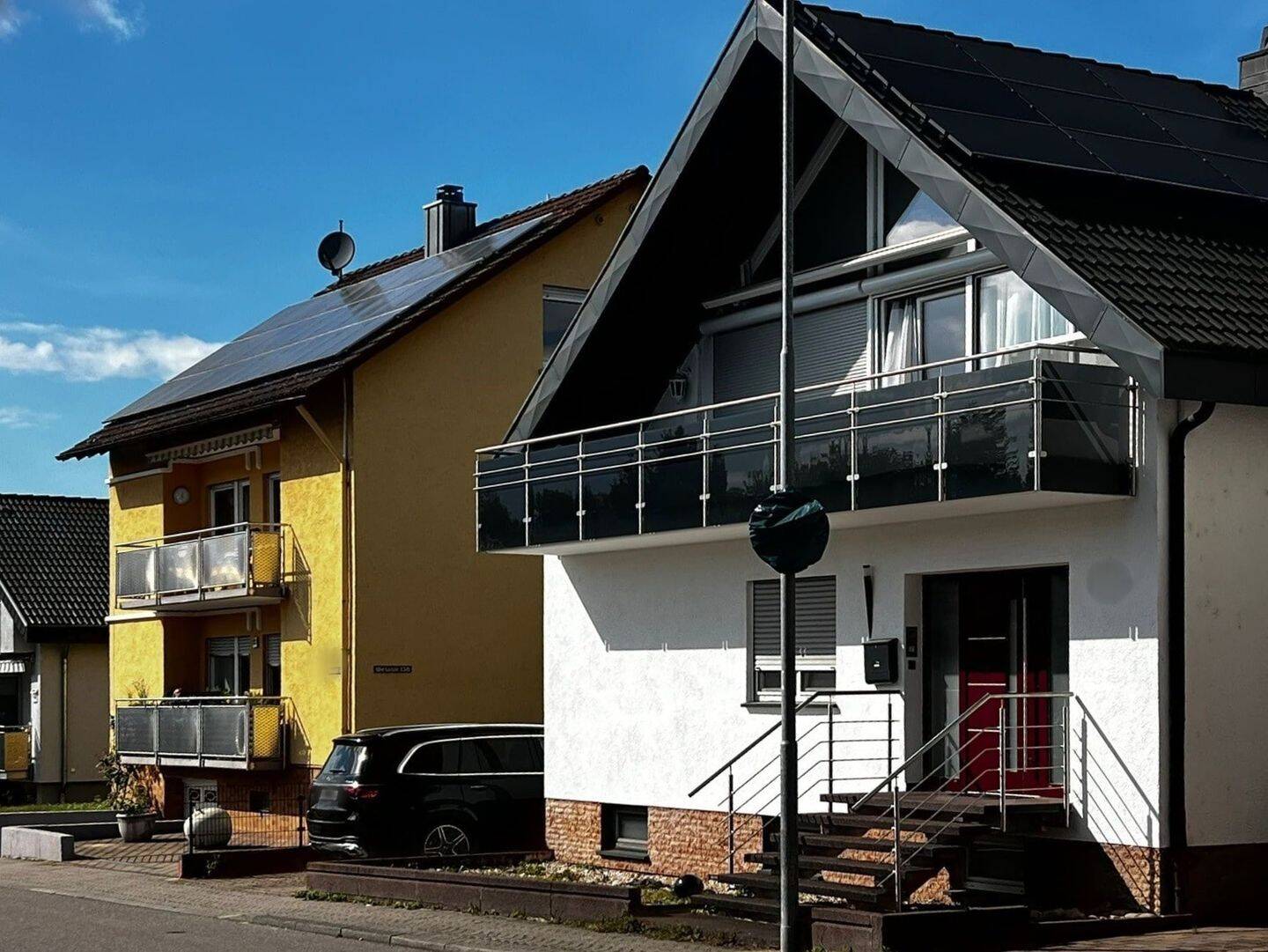 Exklusive Villa mit Wintergarten, Pool und Photovoltaikanlage in Pfinztal-Wöschbach, 76327 Pfinztal