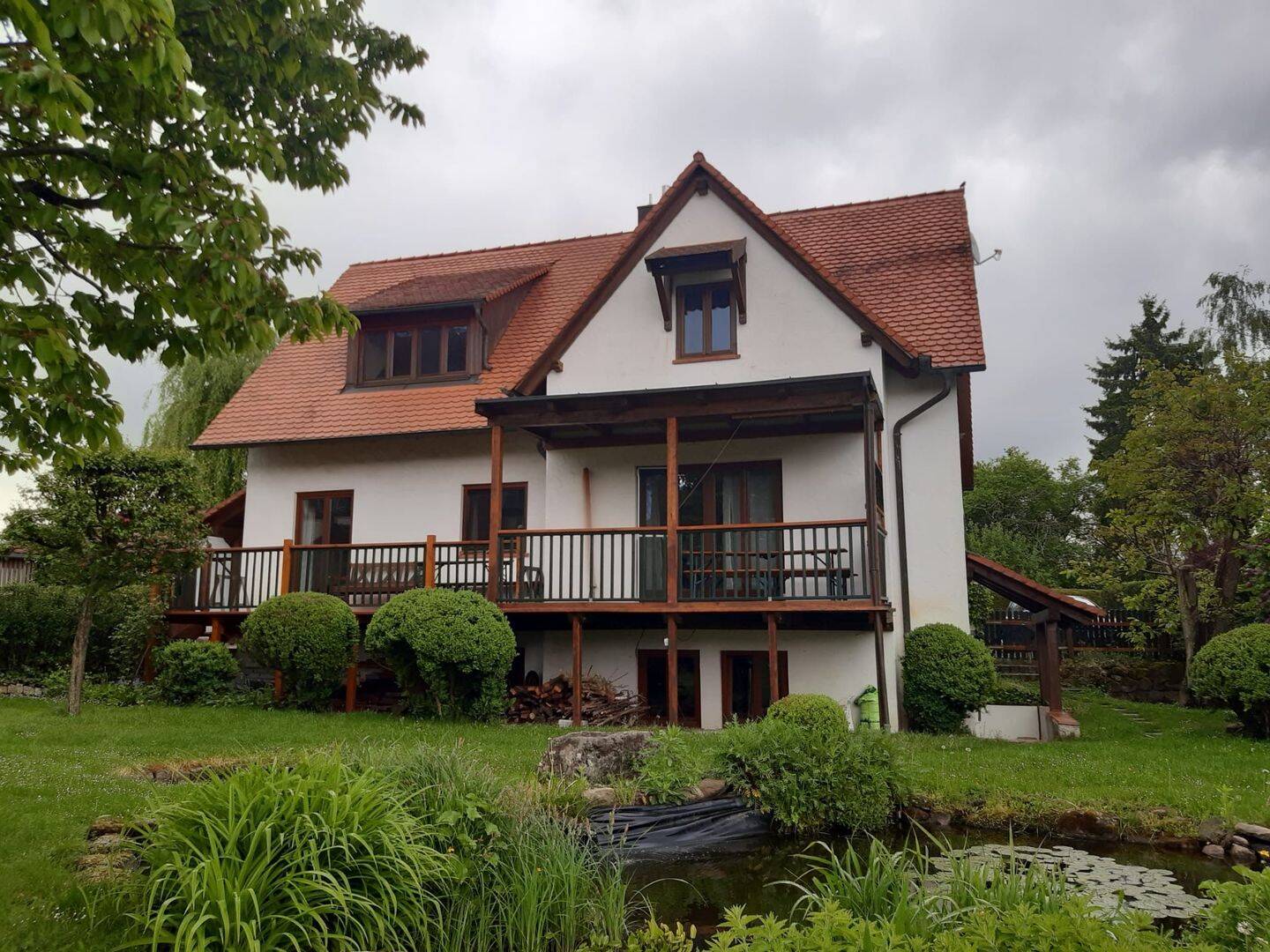 Charmante Maisonette mit separaten Hauseingang, 91085 Weisendorf