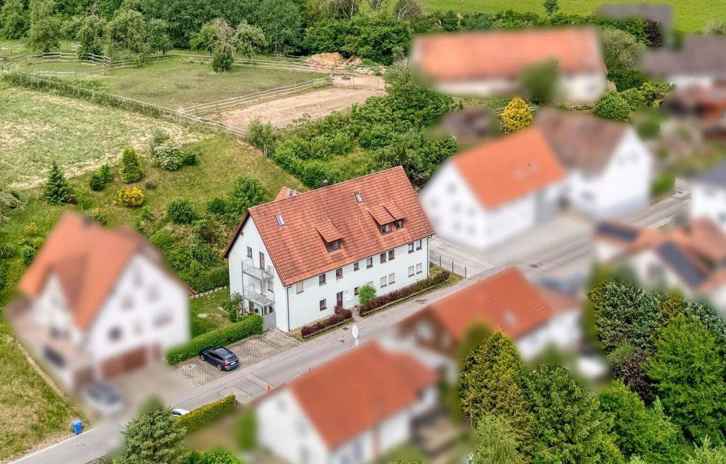 PROVISIONSFREI: Solides 6-Familienhaus (461 m²) mit Potenzial – Schönebürg / Raum Biberach, 88477 Schwendi