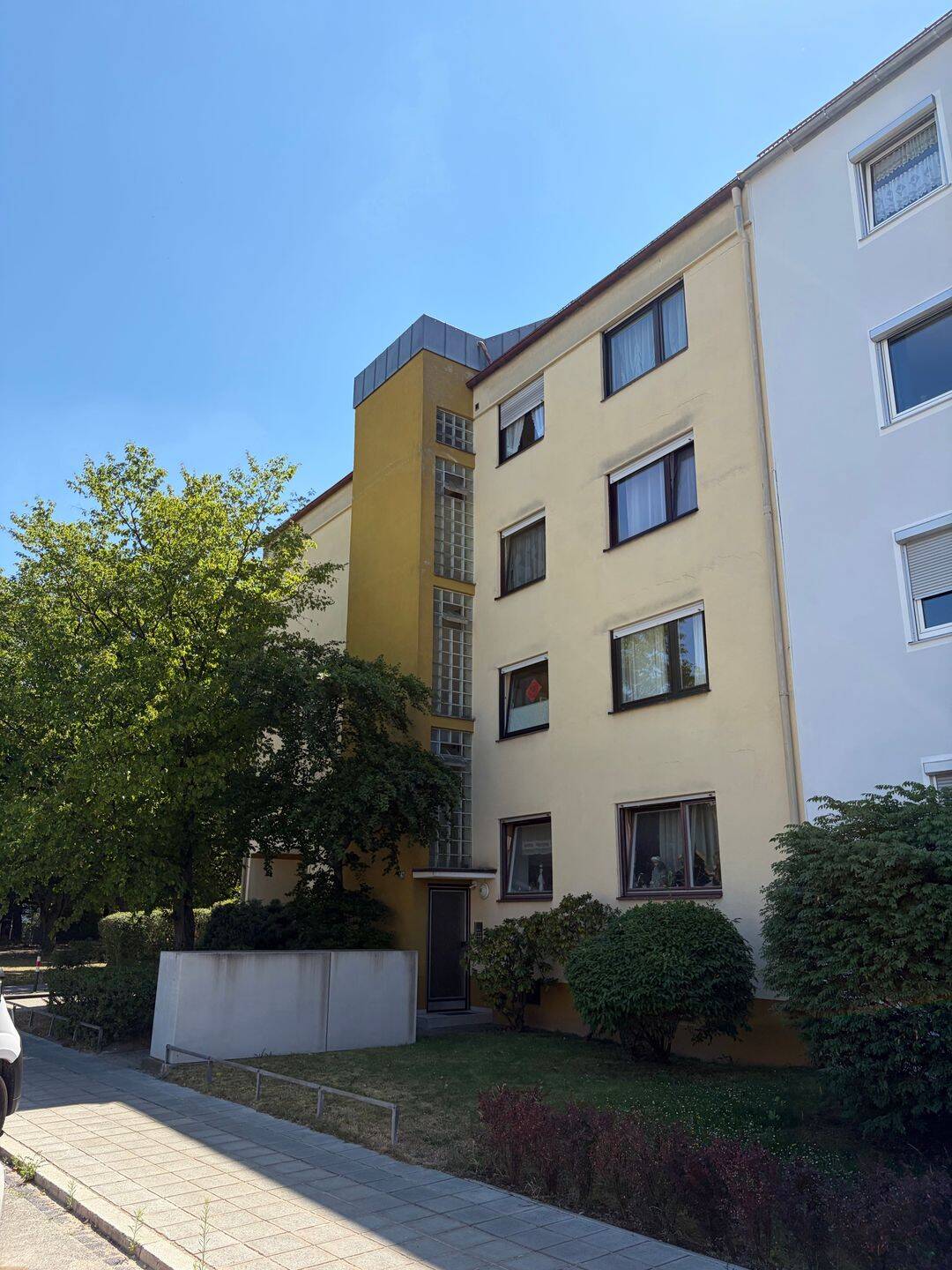 Schöne helle 3 Zimmerwohnung am Park in verkehrsberuhigter Zone von Privat, 90439 Nürnberg (Großreuth bei Schweinau Schweinau Sankt Leonhard Sündersbühl)