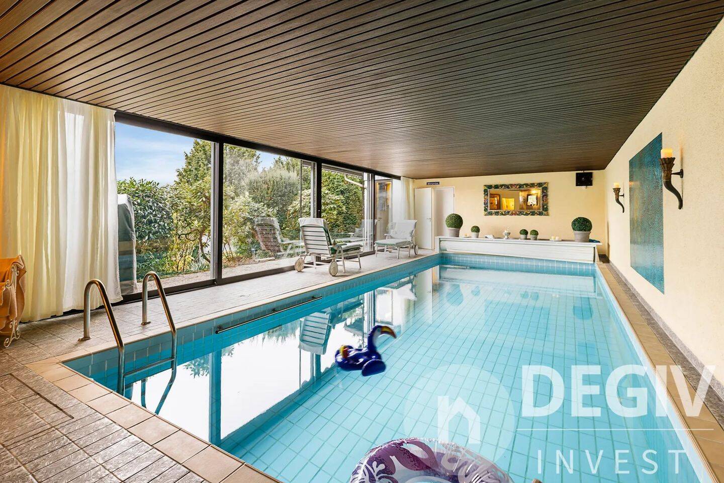 Villa mit Indoor-Pool, Sauna & Panoramablick | 306 m² | Rhön, 97769 Bad Brückenau