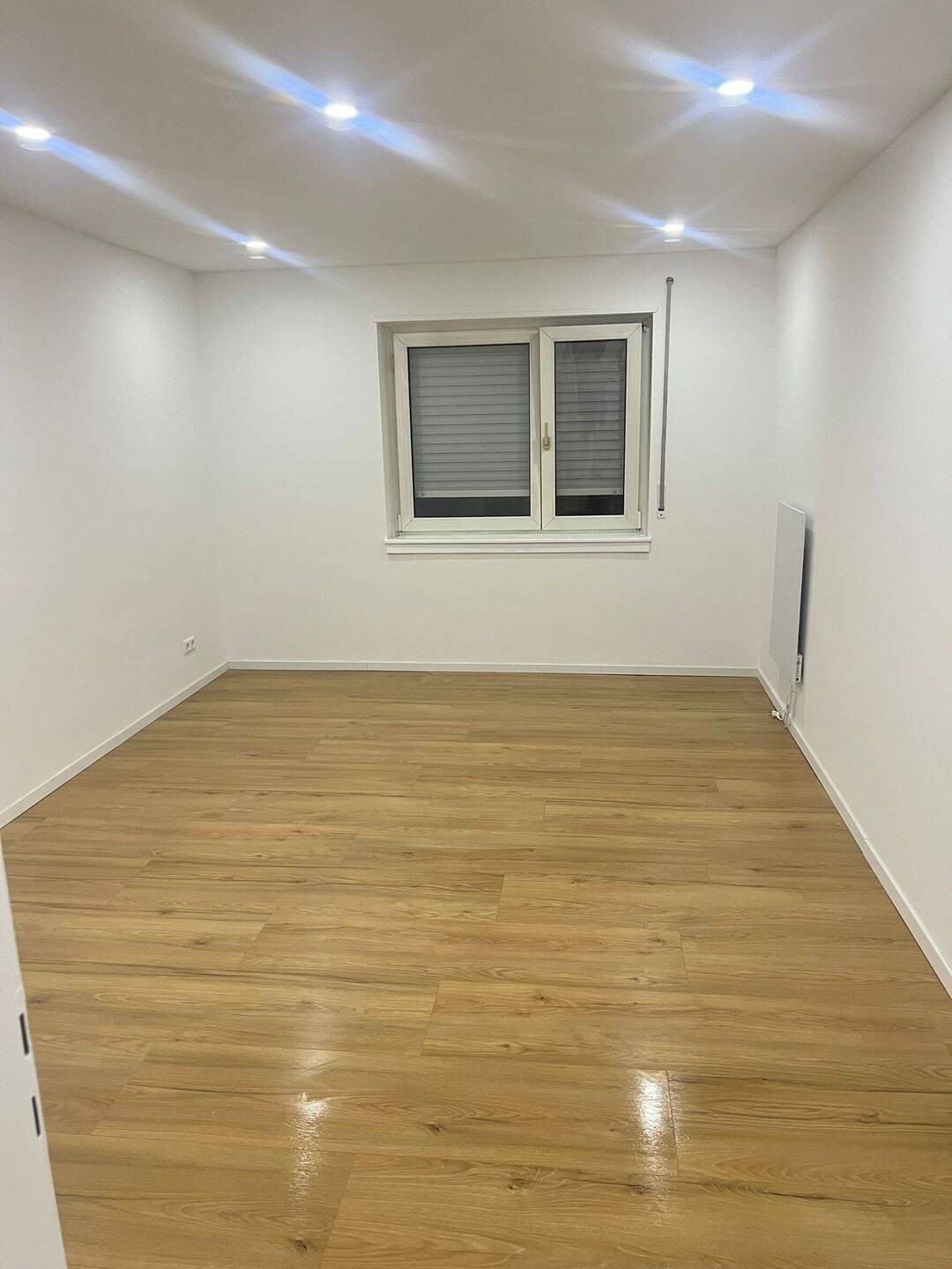 Kernsanierte 2-Zimmer-Wohnung mit Wohnküche & Balkon, 68169 Mannheim (Friesenheimer Insel Industriehafen Neckarstadt)