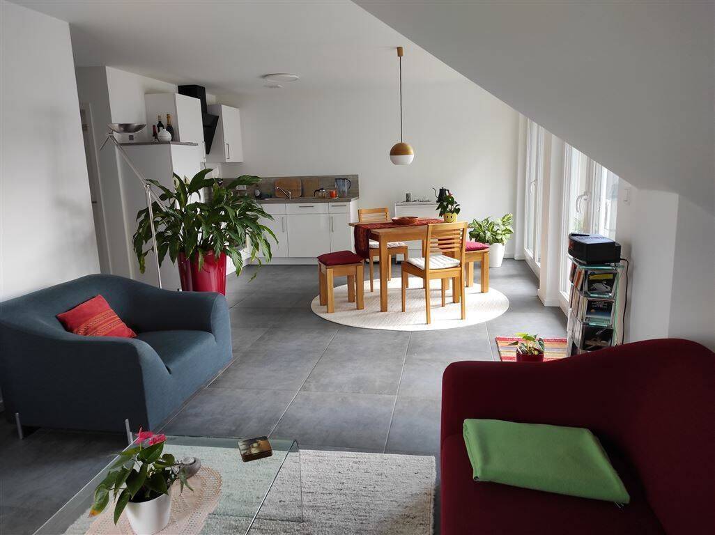 gemütliche 3ZKB-DG-Wohnung ab 01.08.26 in Neunkirchen zur Miete frei, 66538 Neunkirchen