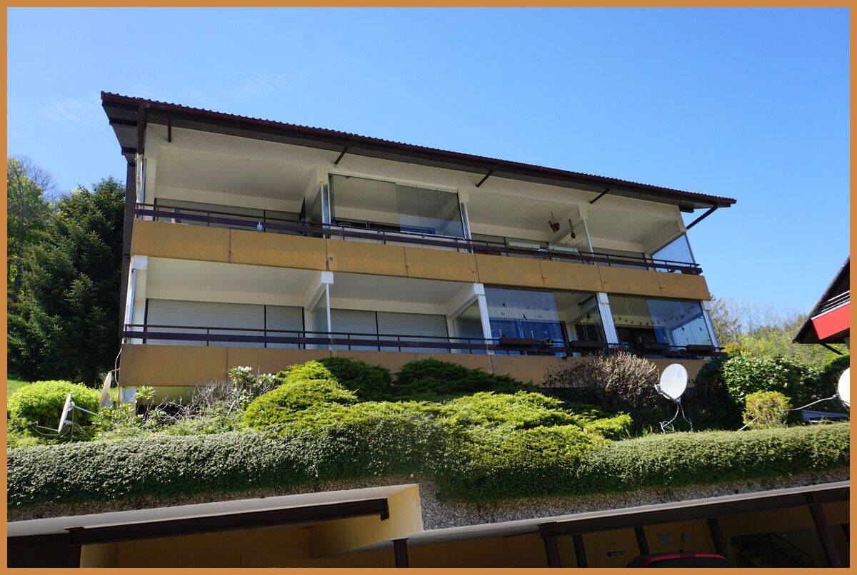 Wohnen mit Weitblick – Charmante 2-Zimmer-Wohnung in traumhafter Aussichtslage – bezugsfrei !, 77740 Bad Peterstal-Griesbach