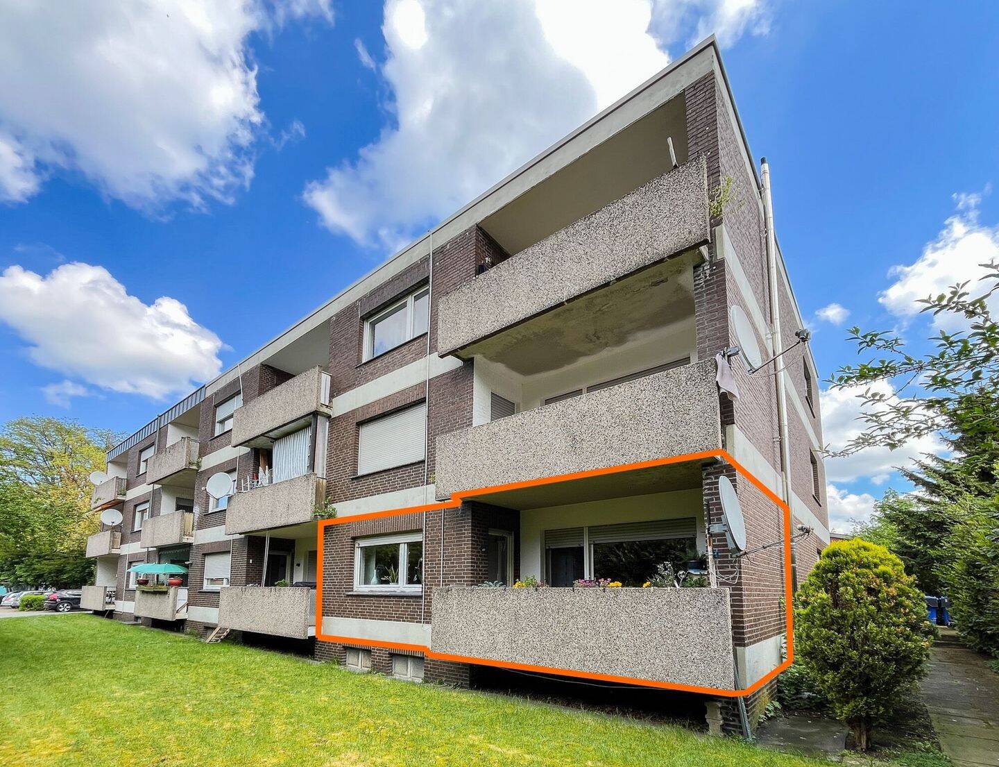 Erdgeschosswohnung mit Loggia in zentraler Lage von Ibbenbüren!, 49477 Ibbenbüren