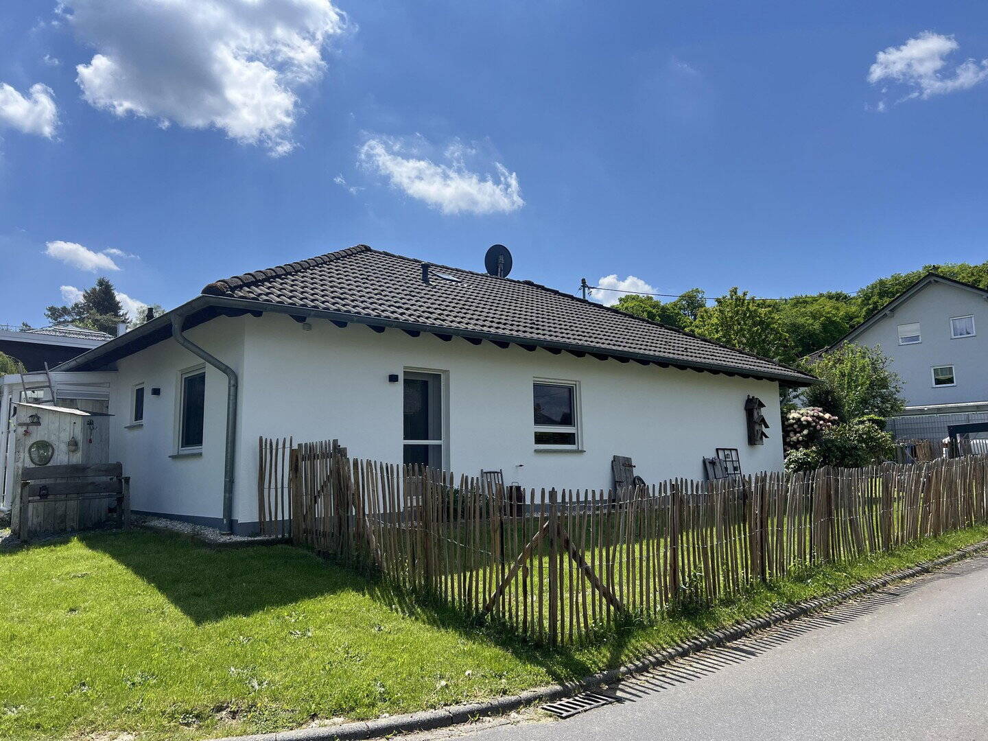 WinkelBungalow von Künstlerin u Energieberater, 57614 Steimel