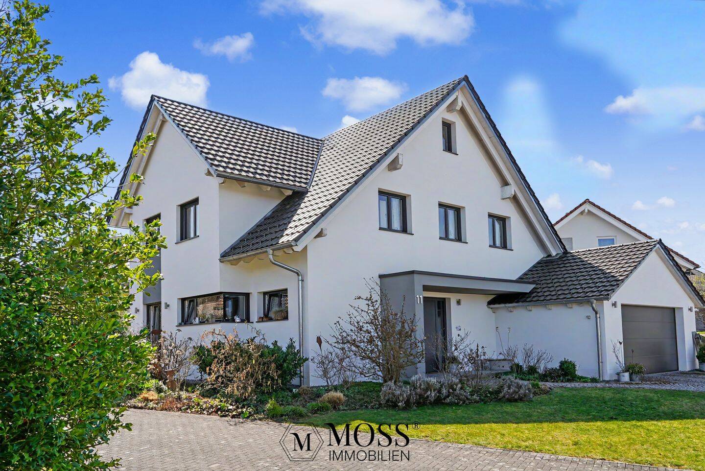 Moderne 7,5-Zimmer Architektenvilla in ruhiger Lage Nähe Donaueschingen, 79843 Löffingen