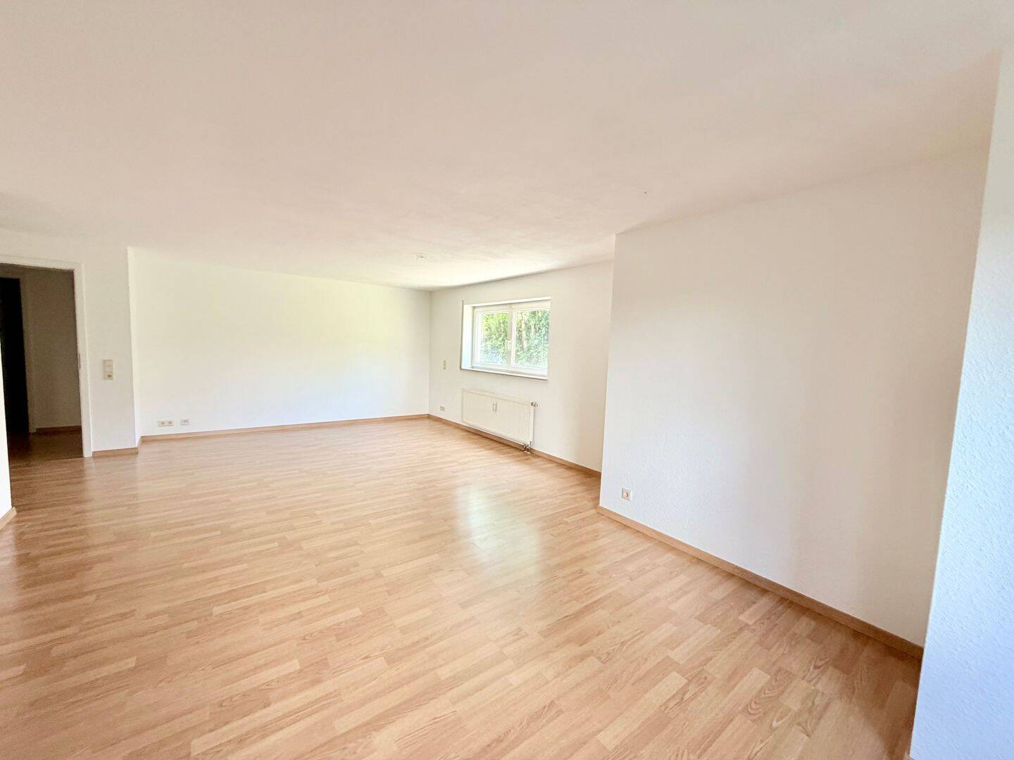 Bezugsfrei – Einladende Souterrain-Wohnung mit 3 Zimmern in Ettenheim, 77955 Ettenheim