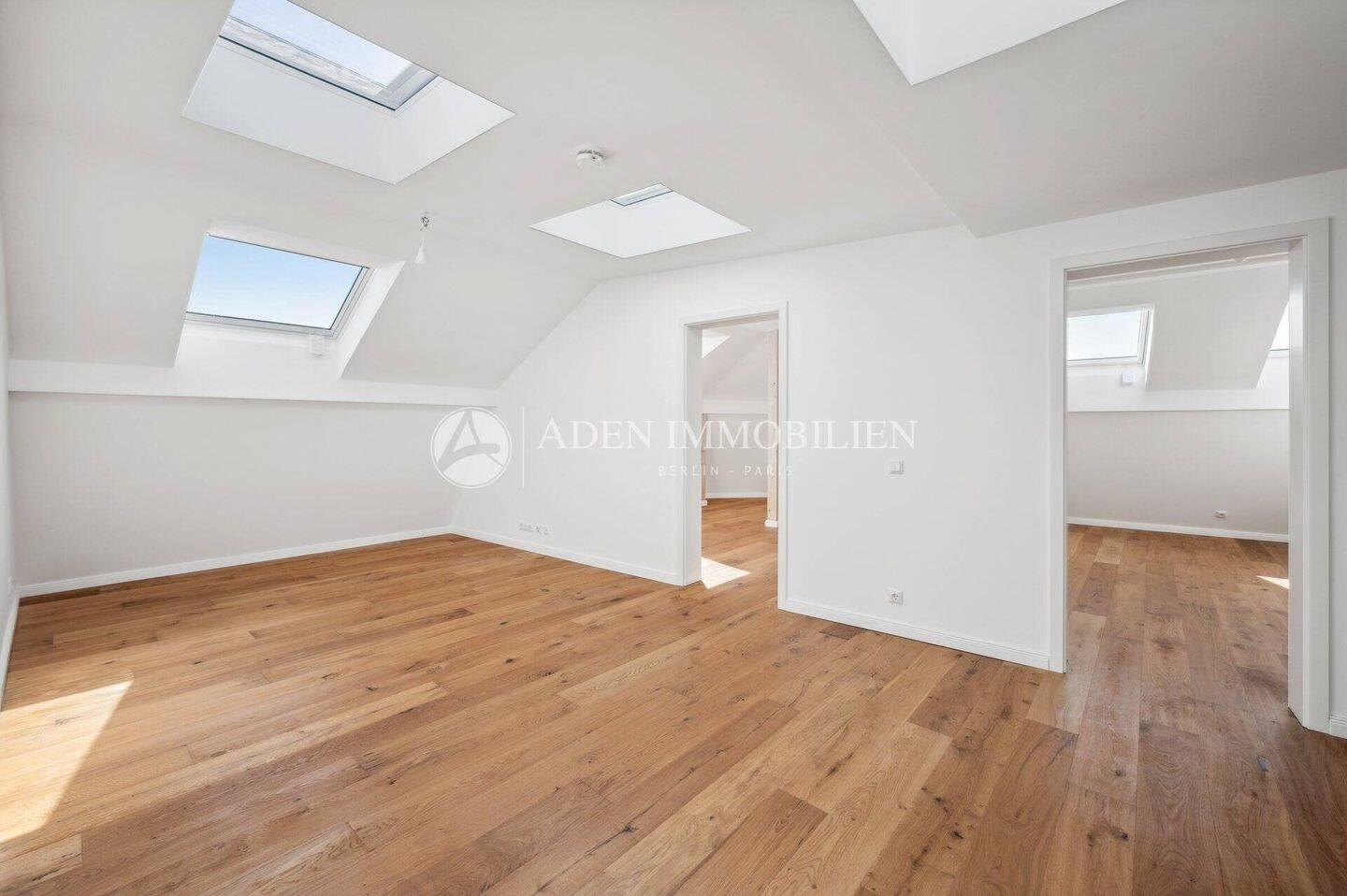*Über den Dächern von Köpenick*Helle 3-Zi. Neubau Dachwohnung mit Aufzug und Terrasse!!!*, 12459 Berlin (Treptow-Köpenick)
