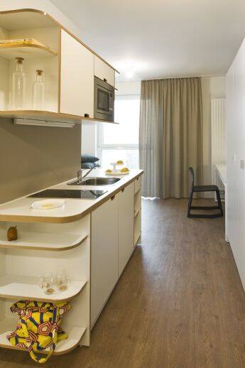 modern & möbliert & zentral, 1-Zimmer Studio im STUDIO HOUSE BERLIN am Mauerpark, 13355 Berlin (Mitte Gesundbrunnen Prenzlauer Berg Wedding)