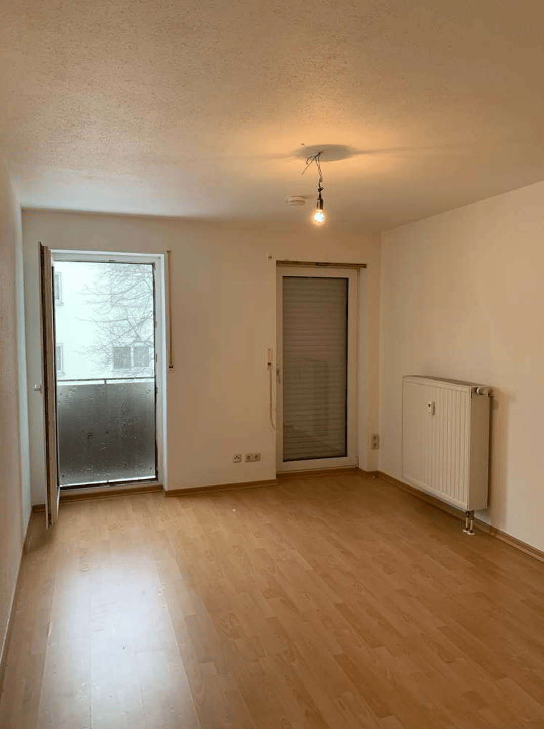 Storchennest: 1-Zimmer-Wohnung, Singlekücheküche, Tiefgaragenstellplatz, nähe Universität, 95448 Bayreuth