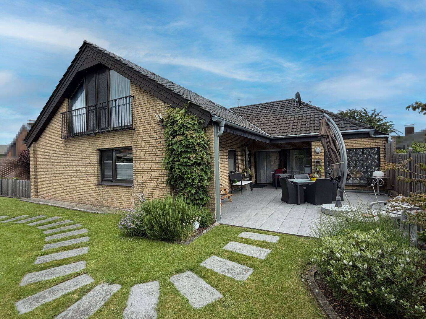 Freistehendes Einfamilienhaus mit gemütlicher Einliegerwohnung und Garage in ruhiger Wohnlage!, 46514 Schermbeck