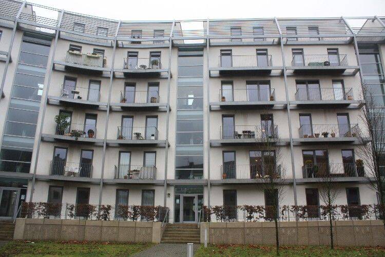 Bei VIVAWEST die Sonnenstrahlen auf dem eigenen Balkon genießen., 45131 Essen (Rüttenscheid)