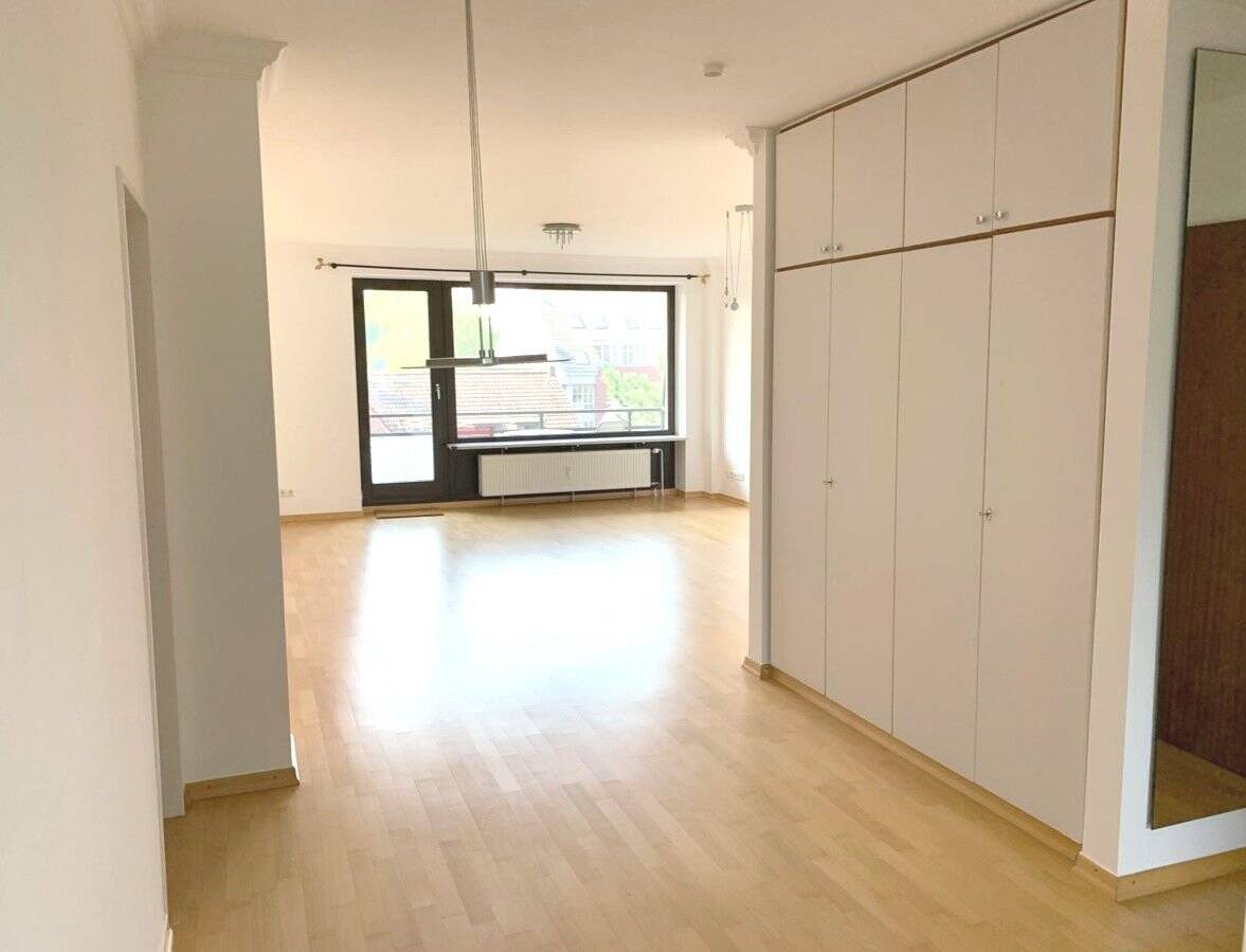 Unvermietete, gepflegte 3 Zimmer-Wohnung in Hamburg Rissen