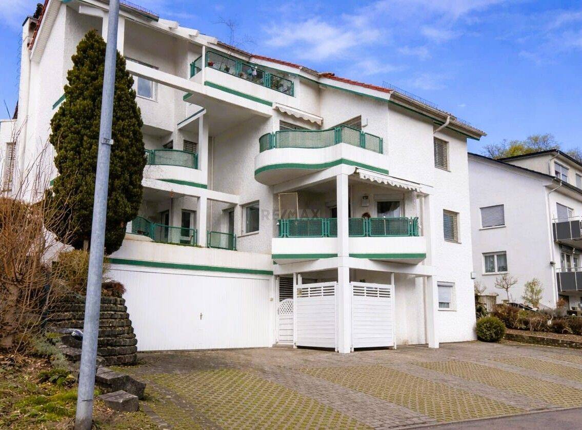 Wohnen mit Besonderheit! 2 Ebenen, Balkon, Stellplatz uvm., 73035 Göppingen